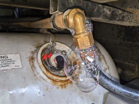 Propane Leak Safety: Detecting and Responding to。